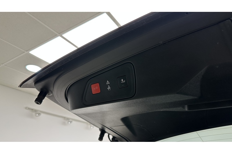 Peugeot 3008 PureTech GT Line Premium - U4116