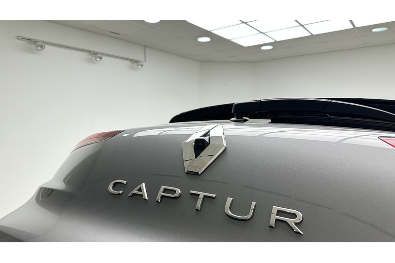 Renault Captur E-TECH S Edition - U4119