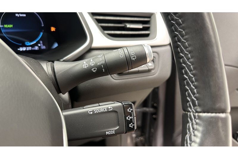 Renault Captur E-TECH S Edition - U4119