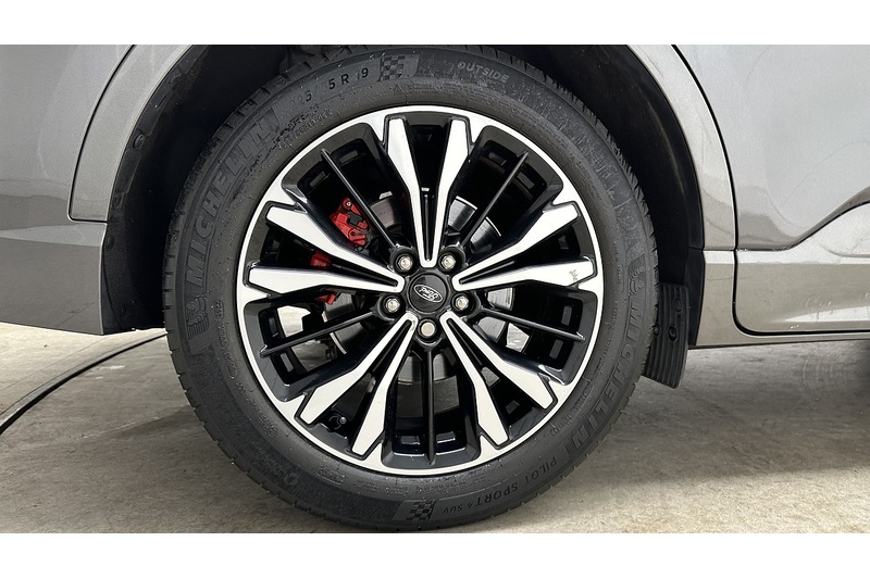 Ford Kuga T EcoBoost ST-Line X Edition - U4122