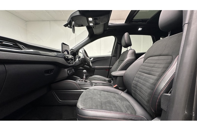 Ford Kuga T EcoBoost ST-Line X Edition - U4122