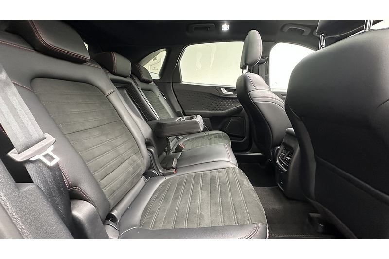 Ford Kuga T EcoBoost ST-Line X Edition - U4122