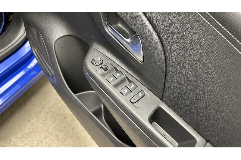 Vauxhall Corsa Elite - U4126