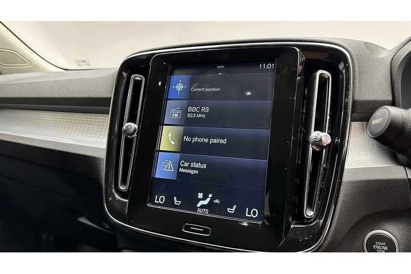 Volvo XC40 T3 Momentum Pro - U4144