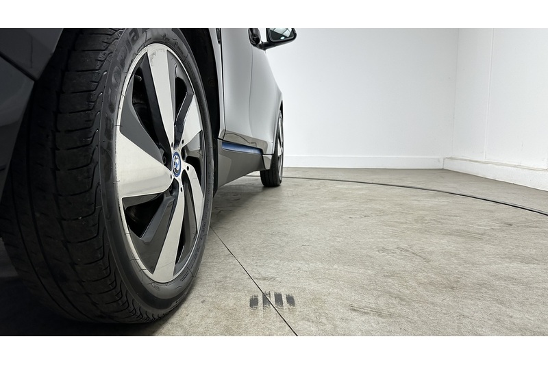 BMW i3  - U4145