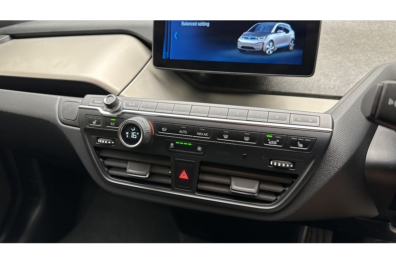 BMW i3  - U4145