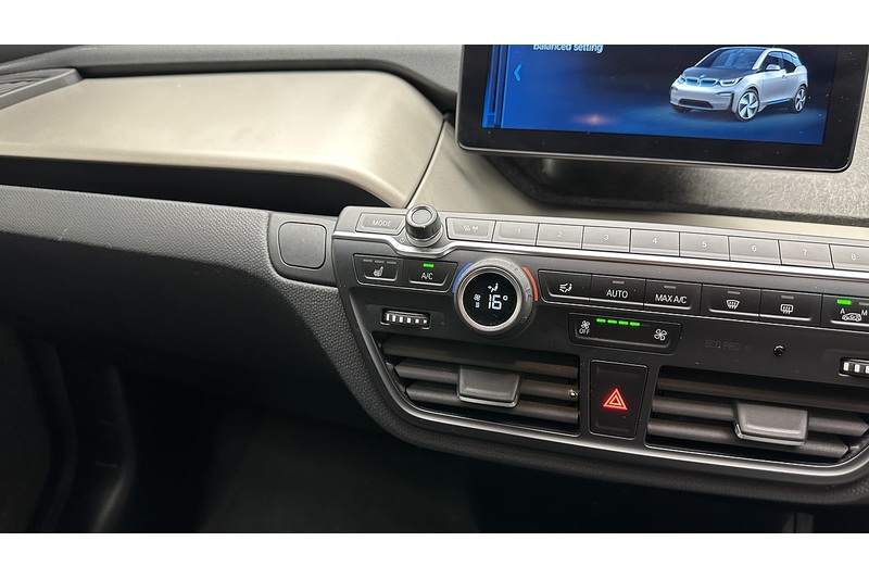 BMW i3  - U4145