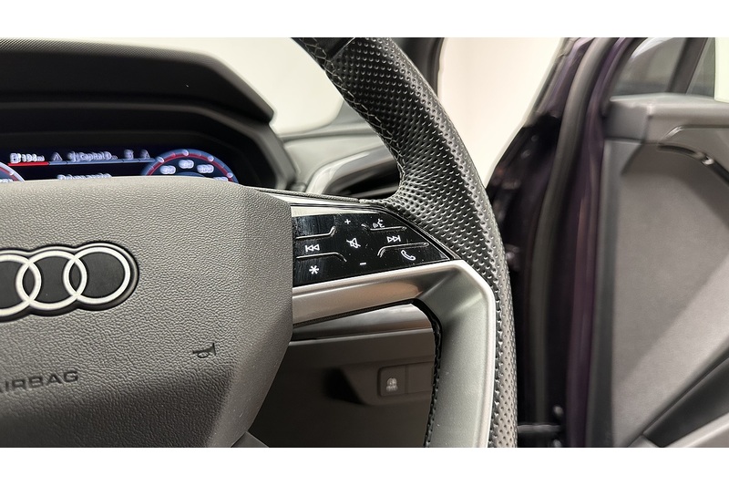 Audi Q4 e-tron S line - U4147