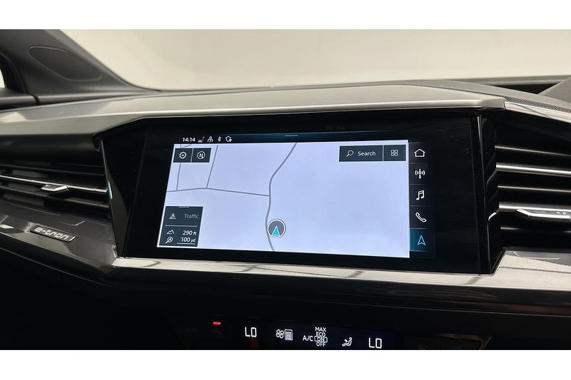 Audi Q4 e-tron S line - U4147