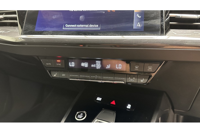 Audi Q4 e-tron S line - U4147