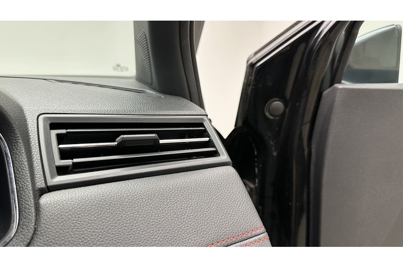 SEAT Arona TSI FR Sport - U4150