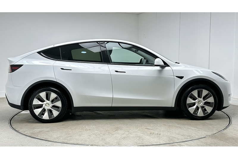 Tesla Model Y Long Range - U4160
