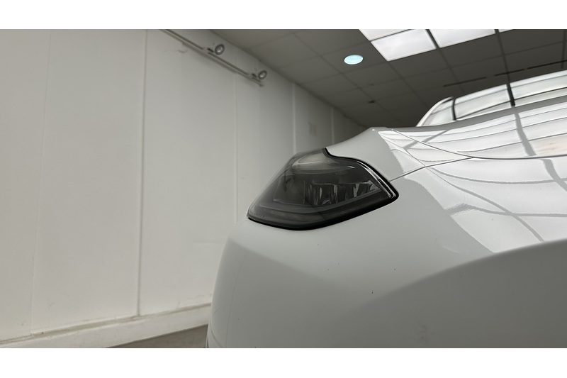 Tesla Model Y Long Range - U4160