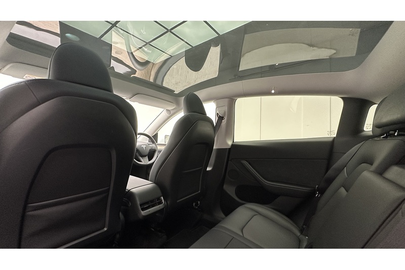 Tesla Model Y Long Range - U4160