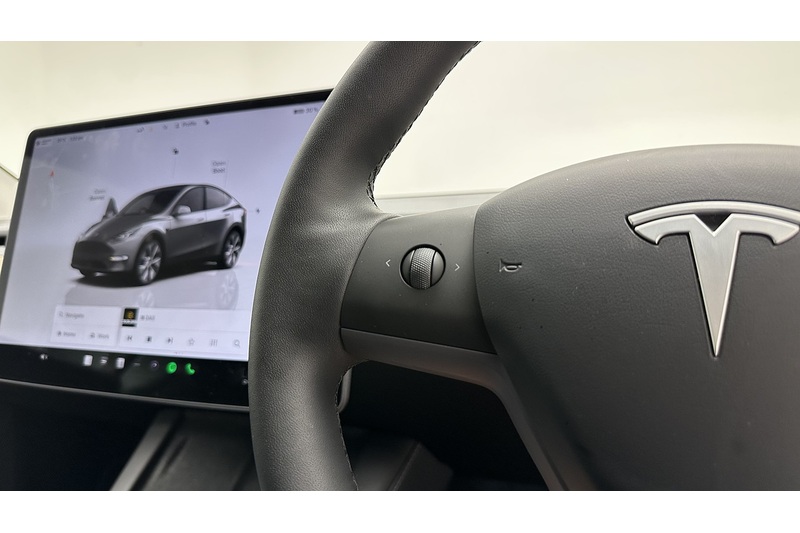 Tesla Model Y Long Range - U4160