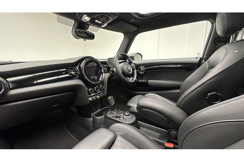 MINI Electric Hatch Cooper SE Level 3 - U4168