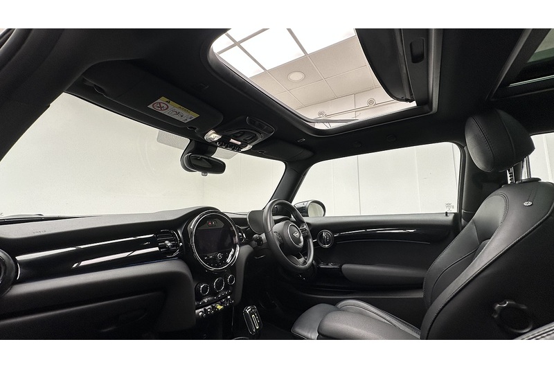MINI Electric Hatch Cooper SE Level 3 - U4168
