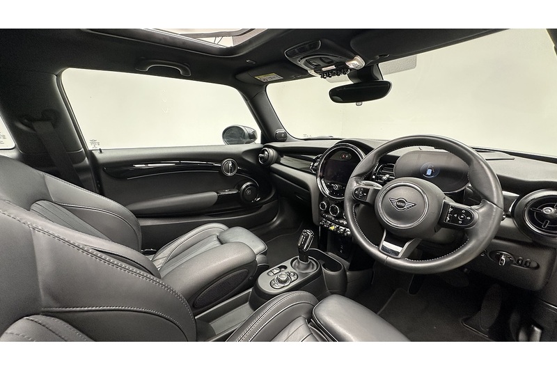 MINI Electric Hatch Cooper SE Level 3 - U4168