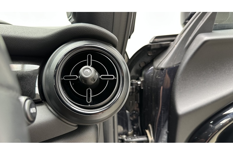 MINI Electric Hatch Cooper SE Level 3 - U4168