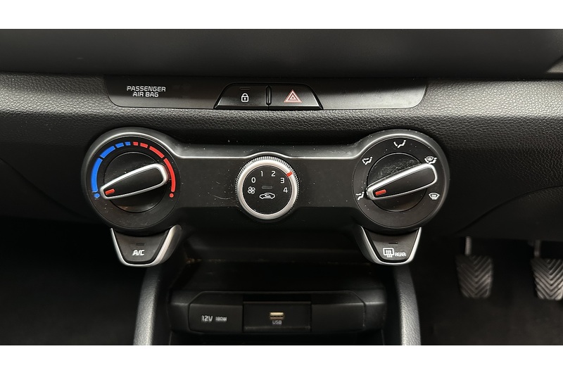 Kia Stonic T-GDi 2 - U4175