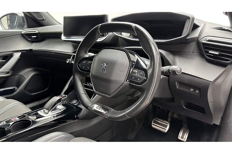 Peugeot E-2008 GT Line - U4177