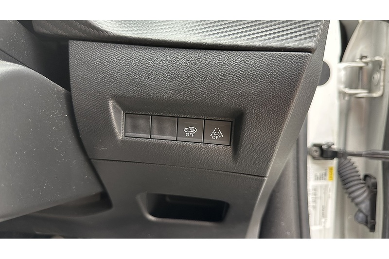 Peugeot E-2008 GT Line - U4177