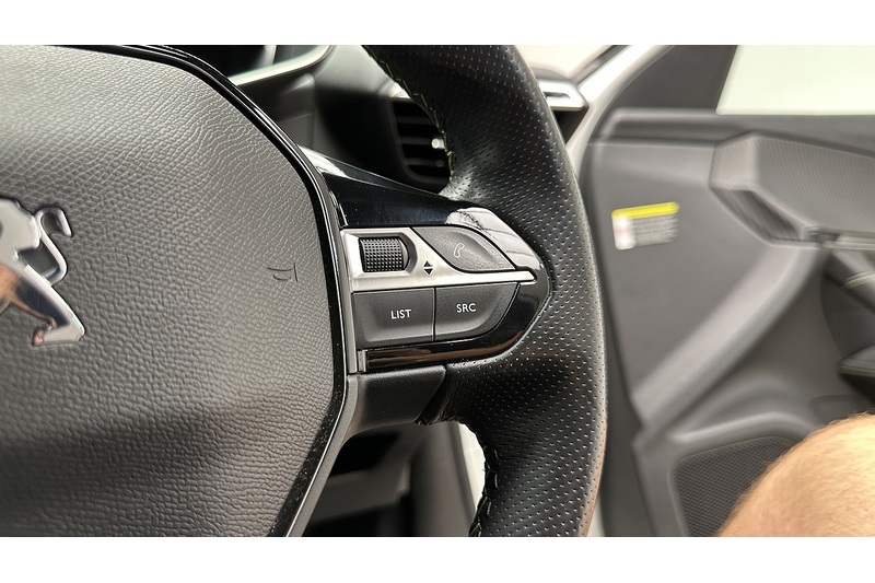 Peugeot E-2008 GT Line - U4177