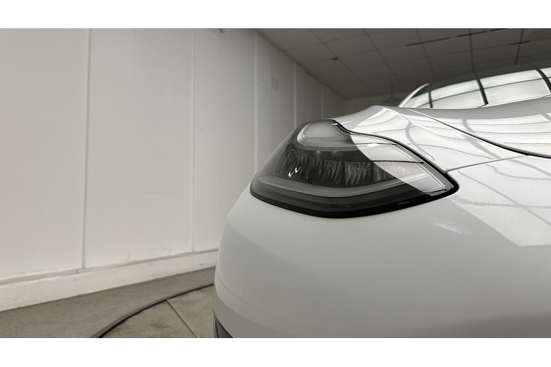 Tesla Model 3 Standard Range Plus - U4180