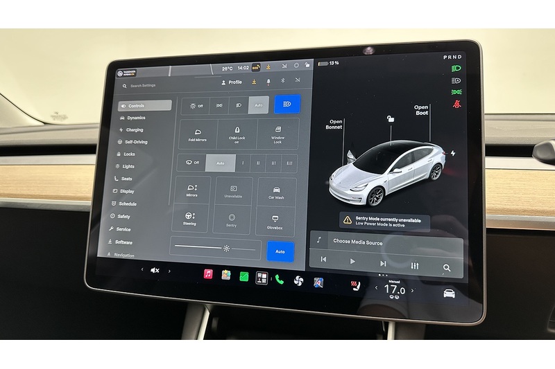 Tesla Model 3 Standard Range Plus - U4180