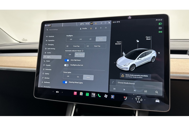 Tesla Model 3 Standard Range Plus - U4180