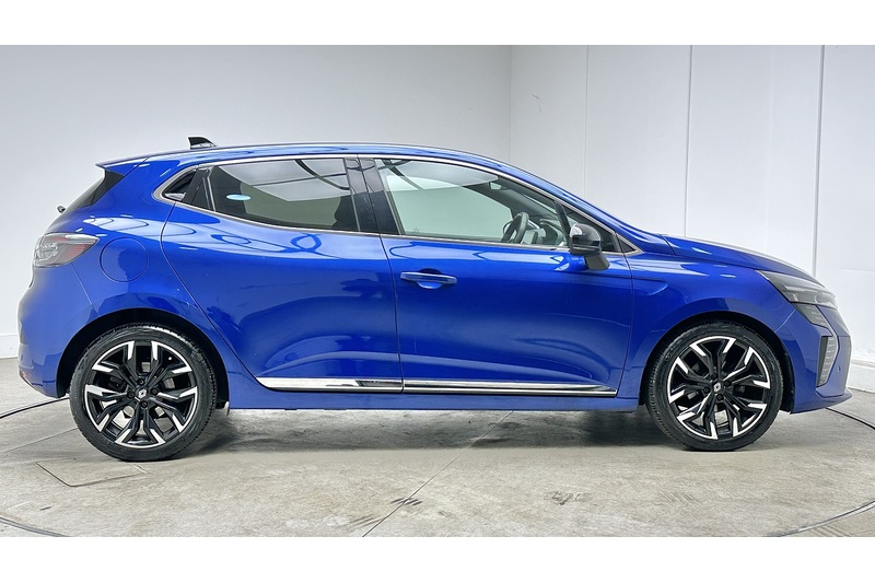 Renault Clio TCe techno - U4193