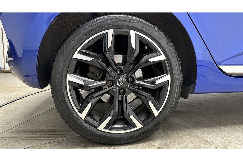 Renault Clio TCe techno - U4193