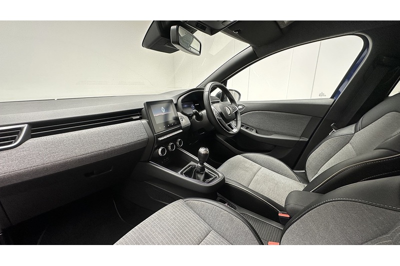 Renault Clio TCe techno - U4193