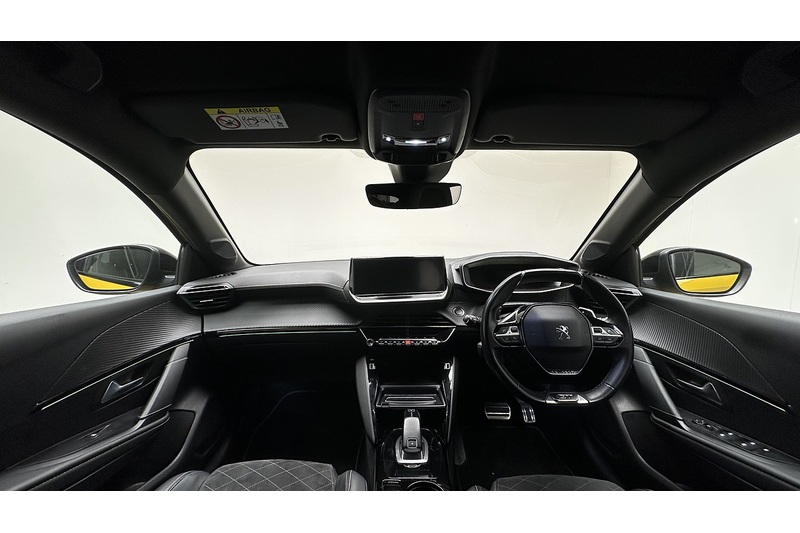 Peugeot 208 PureTech GT Premium - U4208