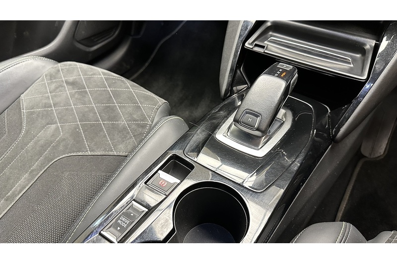 Peugeot 208 PureTech GT Premium - U4208