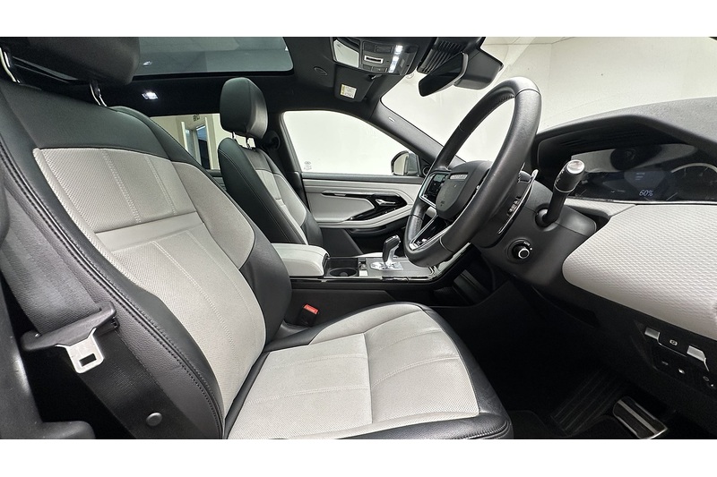 Land Rover Range Rover Evoque P300e Edition - U4209