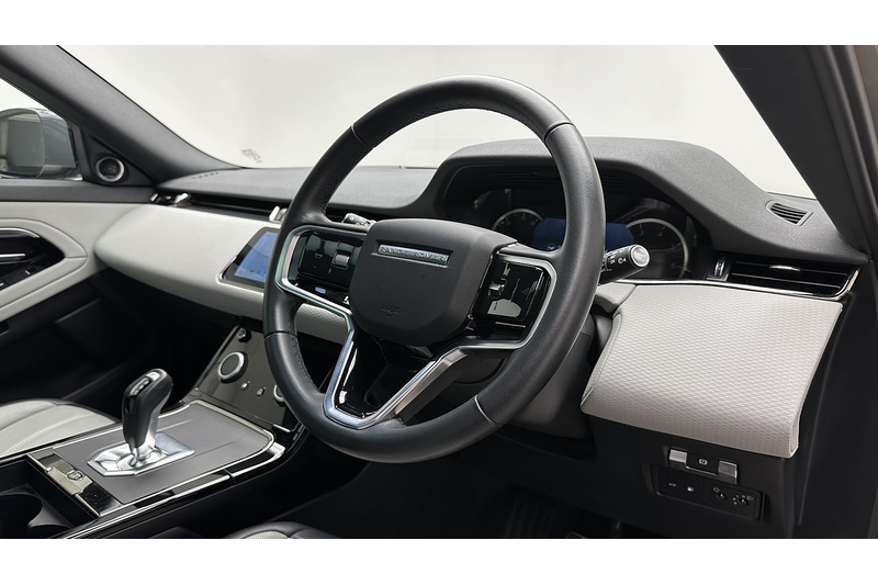 Land Rover Range Rover Evoque P300e Edition - U4209