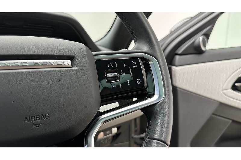 Land Rover Range Rover Evoque P300e Edition - U4209