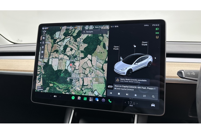 Tesla Model 3 Standard Range Plus - U4214
