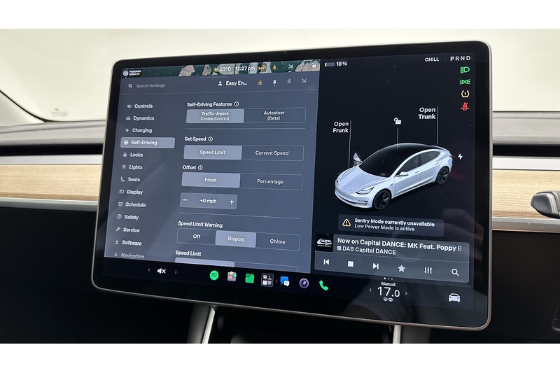 Tesla Model 3 Standard Range Plus - U4214