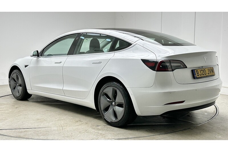 Tesla Model 3 Standard Range Plus - U4214