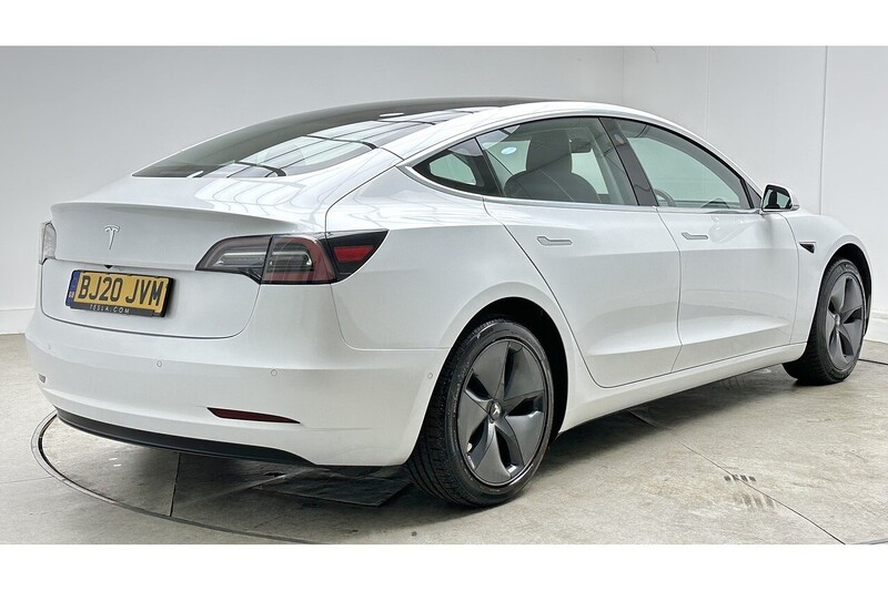Tesla Model 3 Standard Range Plus - U4214