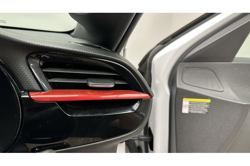 Vauxhall Corsa Turbo SRi Edition - U4221