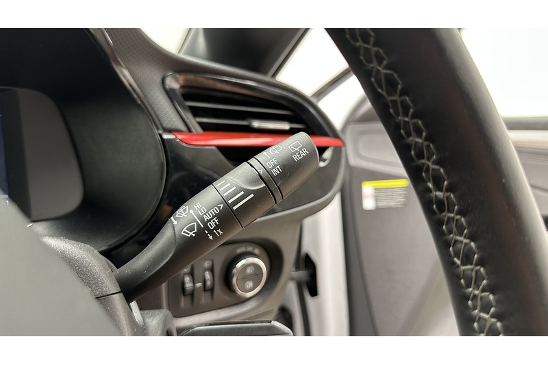 Vauxhall Corsa Turbo SRi Edition - U4221