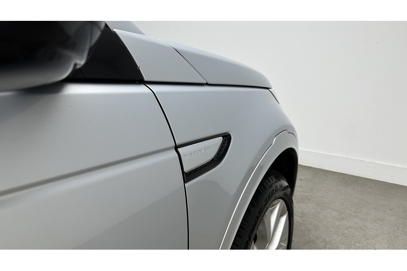 Land Rover Discovery Sport P300e Urban Edition - U4269