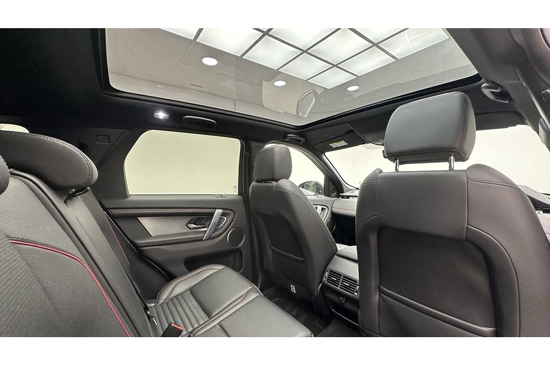 Land Rover Discovery Sport P300e Urban Edition - U4269