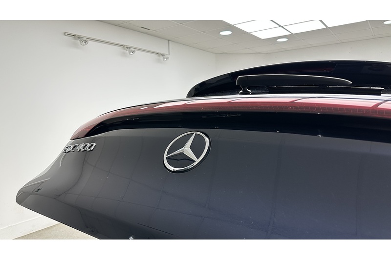 Mercedes-Benz EQC EQC 400 AMG Line - U4270