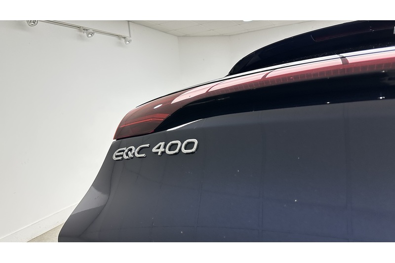 Mercedes-Benz EQC EQC 400 AMG Line - U4270