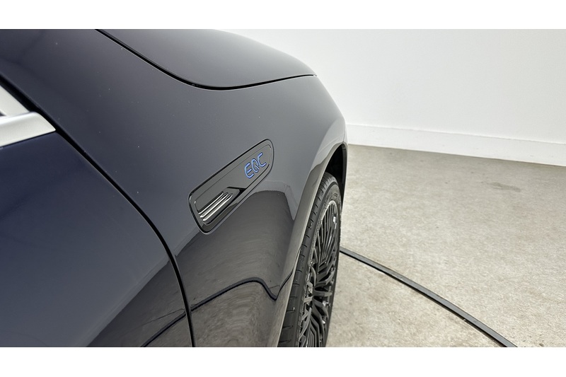 Mercedes-Benz EQC EQC 400 AMG Line - U4270