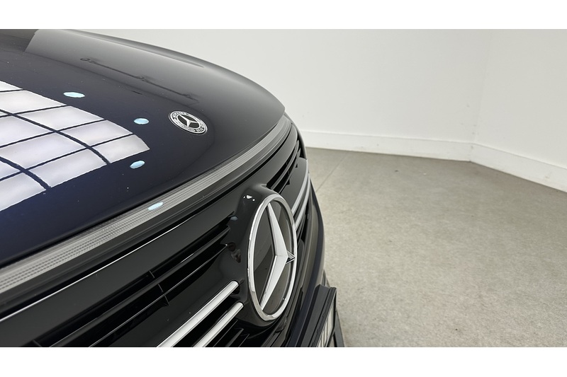 Mercedes-Benz EQC EQC 400 AMG Line - U4270